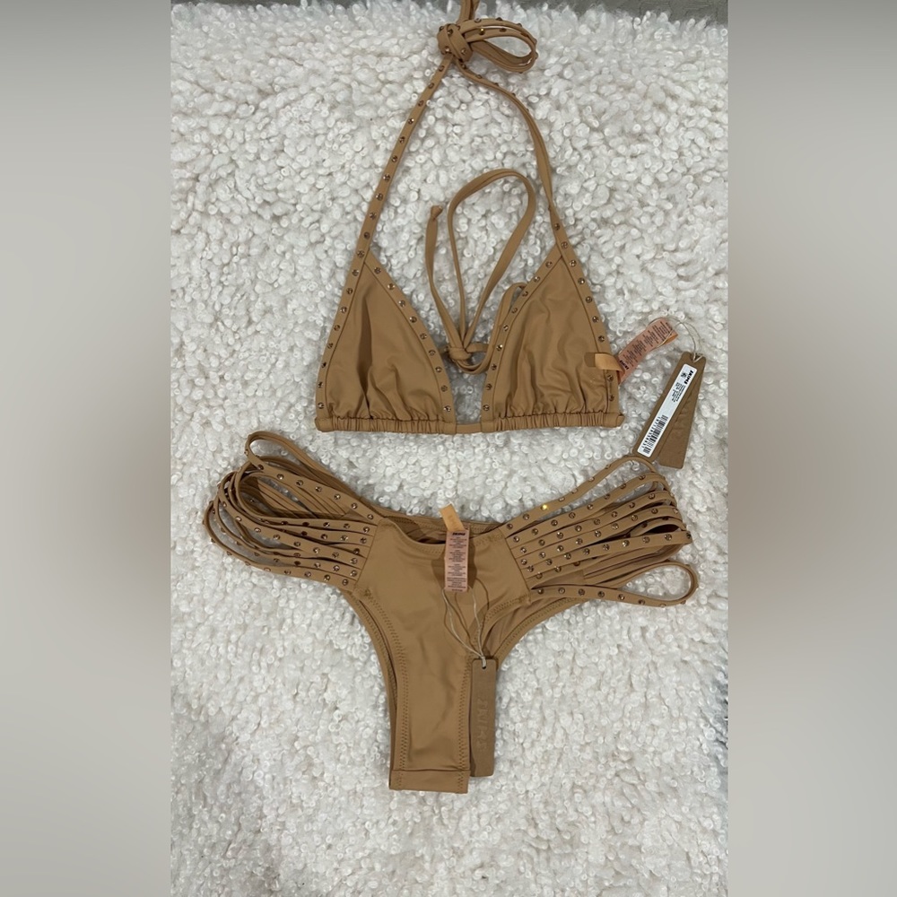 Skims Bikini